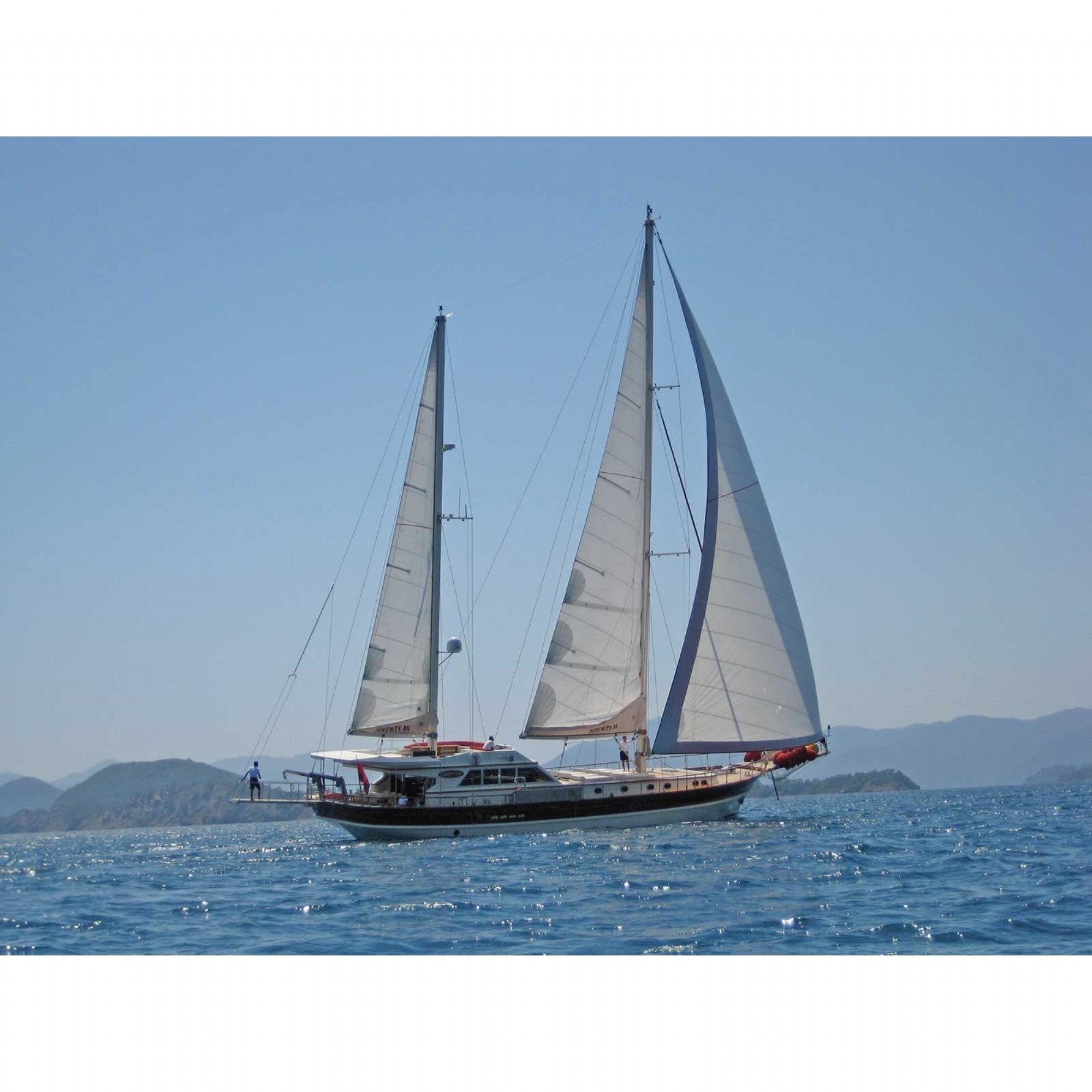 парусные яхты бу. парусные яхты бу. парусник, beneteau 45. Jongert яхта 2900. парусная яхта corvette 650.